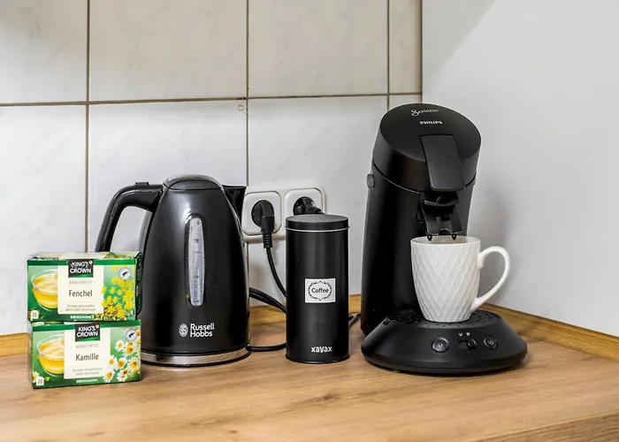 Cosy & Central, 500m From Main Station, Perfect For Work & 아파트